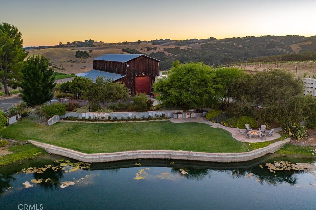 870 Arbor Rd, Lake Nacimiento, CA 93446-8609