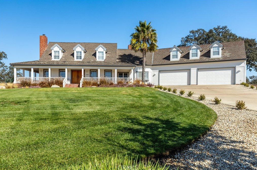 1630 Cumbre Rd, Lake Nacimiento, CA 93446
