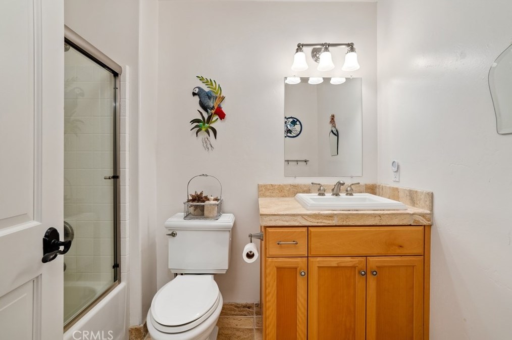 5049 Meadow Lark Ln, Lake Nacimiento CA  93446-4258 exterior
