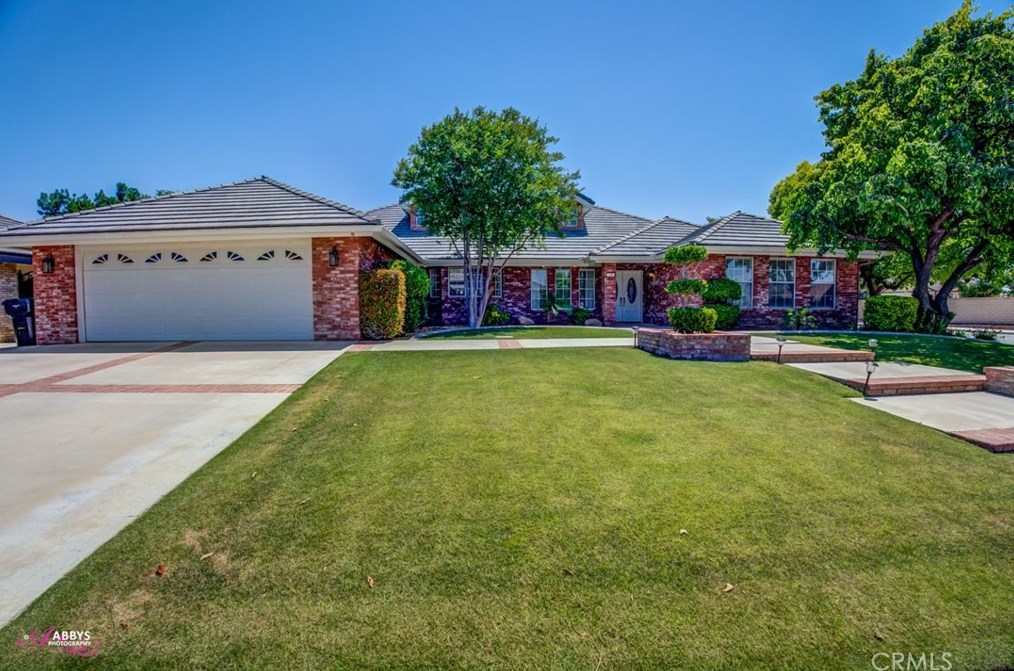 7300 Jolynn St, Bakersfield, CA 93308-5313
