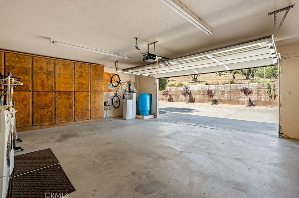 1240 Mountain Springs Rd, Lake Nacimiento CA  93446-5219 exterior