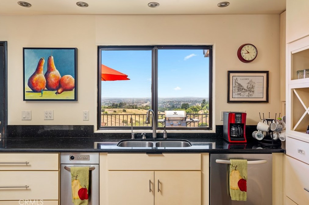 1240 Mountain Springs Rd, Lake Nacimiento CA  93446-5219 exterior