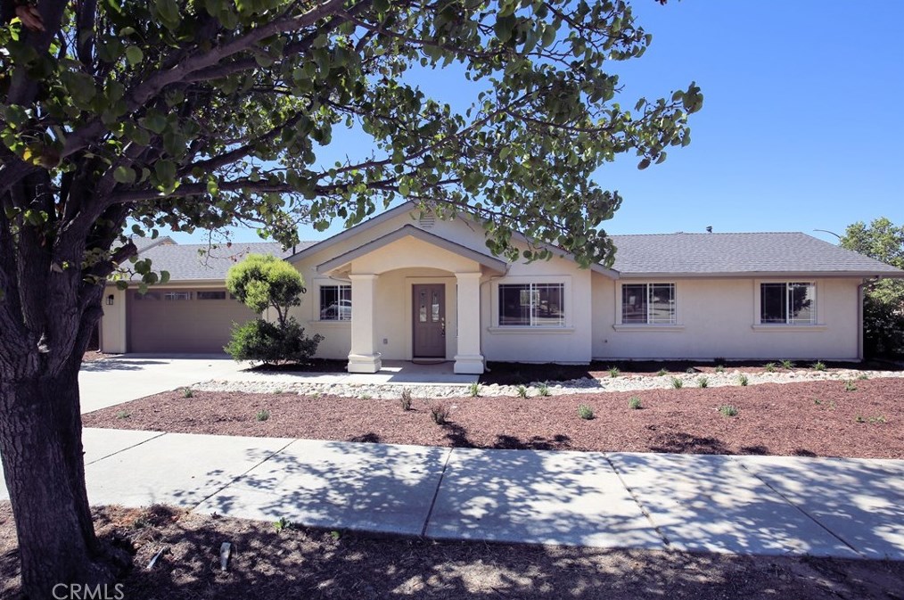 1900 Patria Ct, Lake Nacimiento, CA 93446-8381