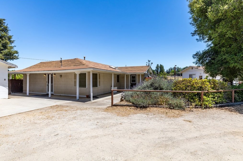 3425 Ramona Rd, Atascadero, CA 93422-2413