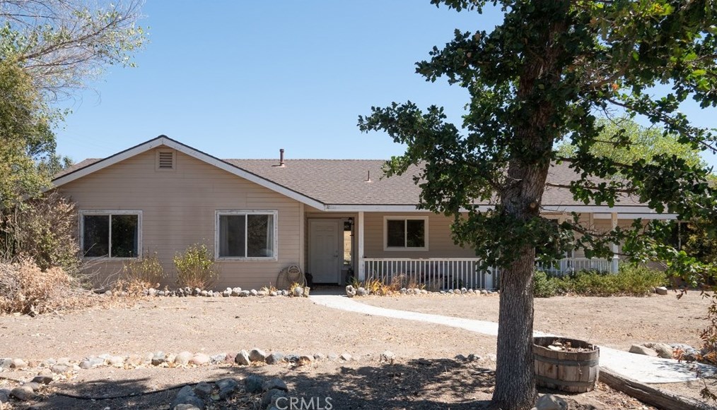 65653 Bradley Rd, Lake Nacimiento, CA 93426