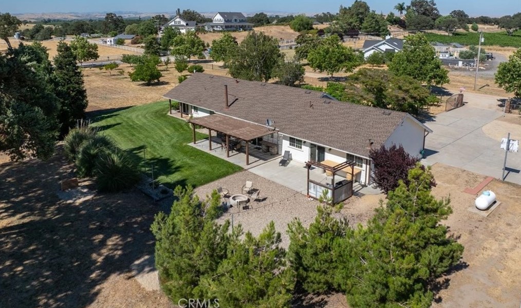 3660 Remington Ct, Lake Nacimiento, CA 93446