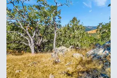 6452 Alta Pradera Lane, Atascadero, CA 93422 - Photo 8