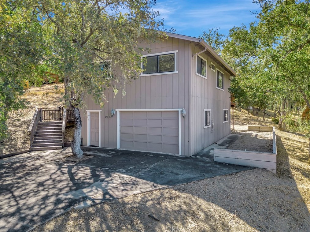 2502 Shoreline Rd, Lake Nacimiento, CA 93426