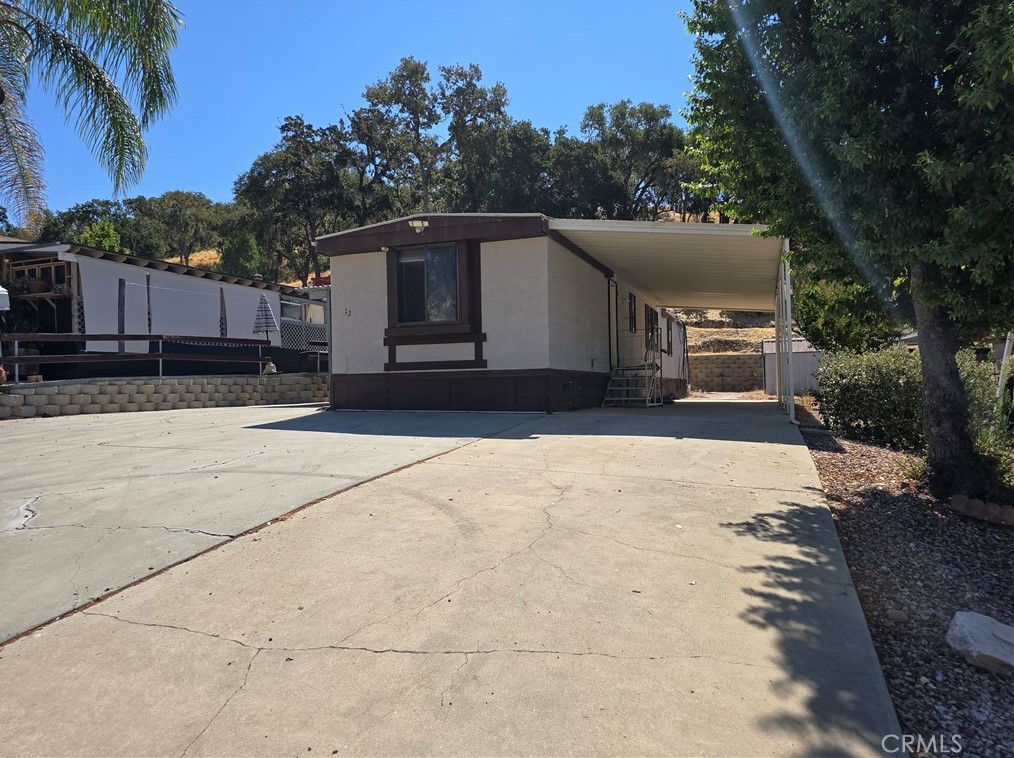 4124 Longview Ln, Lake Nacimiento, CA 93446