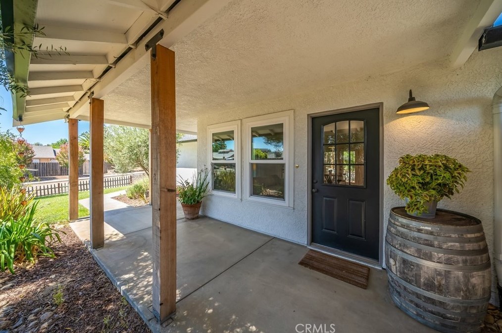 80 Julie Ln, Templeton, CA 93465