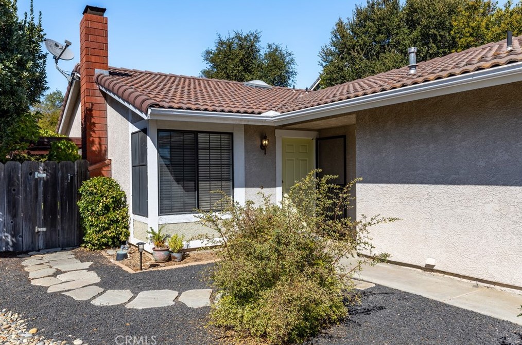 331 Wild Mustard Ln, Lake Nacimiento, CA 93446
