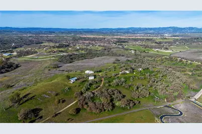 930 Windwood Road, Paso Robles, CA 93446 - Photo 48