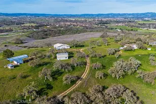 930 Windwood Rd, Paso Robles, CA 93446 - Photo 4