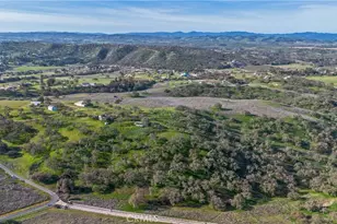 930 Windwood Rd, Paso Robles, CA 93446 - Photo 46