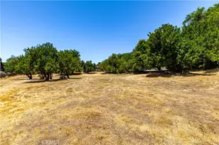 715 Orchard Dr, Paso Robles, CA 93446 - Photo 32