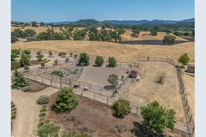 3030 Templeton, Templeton, CA 93465 - Photo 42