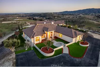 5495 Vista Serrano, Paso Robles, CA 93446 - Photo 2