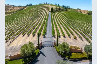 725 Spring Creek Way, Templeton, CA 93465 - Photo 2