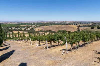 725 Spring Creek Way, Templeton, CA 93465 - Photo 62