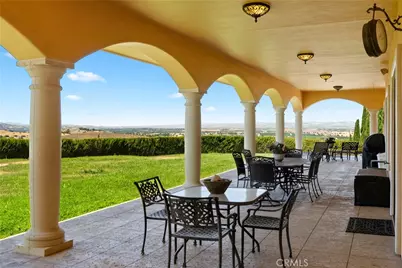 725 Spring Creek Way, Templeton, CA 93465 - Photo 38