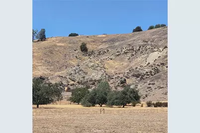 87577 Oak Street, Parkfield, CA 93451 - Photo 6