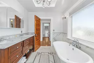 2124 20th St, Bakersfield, CA 93301 - Photo 48