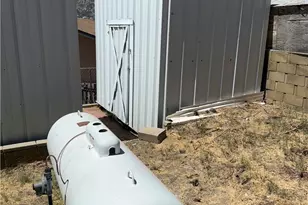 4121 Balboa St, Mountain Mesa, CA 93240 - Photo 22