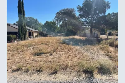 286 1st, Shandon, CA 93461 - Photo 2