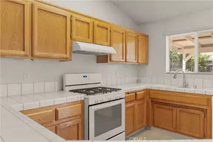 7319 Chilibre St, Bakersfield, CA 93313 - Photo 12