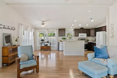 15 Via Santa Barbara #15, Paso Robles, CA 93446 - Photo 4