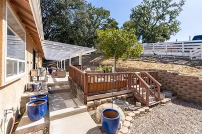 3880 Ardilla, Atascadero, CA 93422 - Photo 44