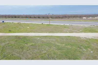 681 Hwy 43, Shafter, CA 93263 - Photo 16