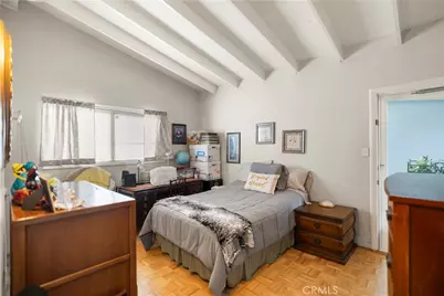 5737 Denny, North Hollywood, CA 91601 - Photo 36