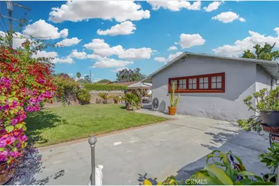 5737 Denny, North Hollywood, CA 91601 - Photo 52