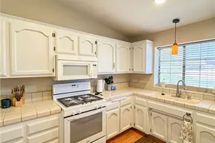10609 Camino El Canon, Bakersfield, CA 93311 - Photo 8