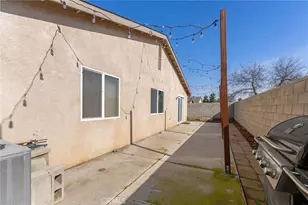 3817 Harris Rd, Bakersfield, CA 93313 - Photo 24