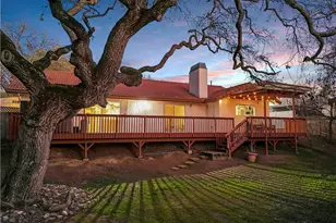 2097 Fallbrook Ct, Paso Robles, CA 93446 - Photo 2