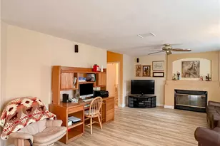 13813 Toluca Dr, Bakersfield, CA 93314 - Photo 10