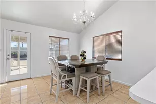 623 Broken Arrow, Bakersfield, CA 93307 - Photo 8
