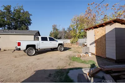 1724 Terrace, Bakersfield, CA 93304 - Photo 8