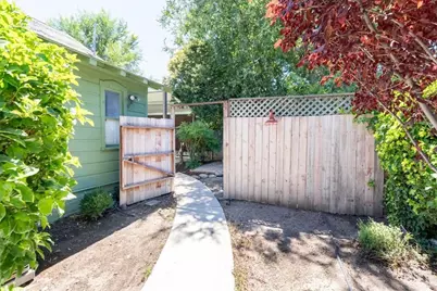 647 Vine Street, Paso Robles, CA 93446 - Photo 10