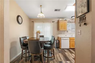 7009 Kings Forest Ct, Bakersfield, CA 93313 - Photo 10