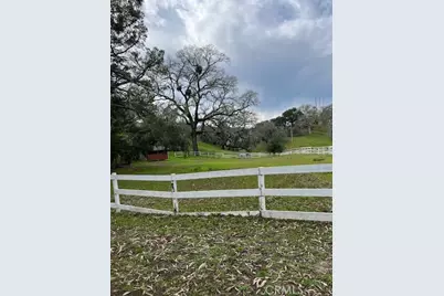 10905 Escondido, Atascadero, CA 93422 - Photo 2