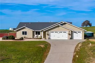 5995 Black Tail Pl, Paso Robles, CA 93446 - Photo 2