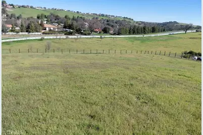 1920 Fire Rock Loop, Templeton, CA 93465 - Photo 10