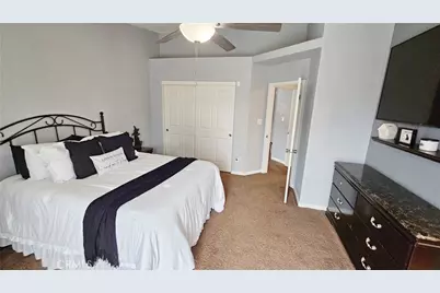 1018 Guadalupe, Bakersfield, CA 93307 - Photo 12