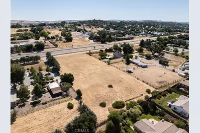 2400 Ramona Road, Atascadero, CA 93422 - Photo 16