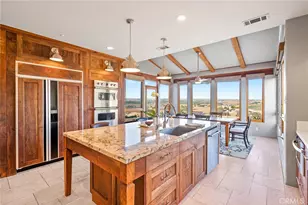 7010 Wilderness Ln, Paso Robles, CA 93446 - Photo 14