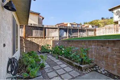 9780 Las Lomas #7, Atascadero, CA 93422 - Photo 6