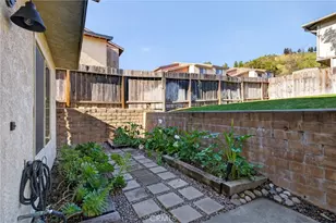 9780 Las Lomas, Atascadero, CA 93422 - Photo 6